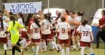 Stire din Sport Internațional : VIDEO. Gest incalificabil făcut de un antrenor la adresa unei jucătoare de fotbal: "A fost un reflex"
