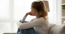 Stire din Eveniment : Cum a reușit un escroc să lase fără casă și fără bani o femeie cunoscută online