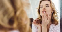 Stire din Sănătate : Iată cele mai frecvente cauze ale uscării buzelor. Hidratarea, elementul cheie