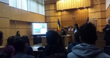 Stire din Cultură-Educație : "Uși deschise" liceenilor  la Tribunalul Constanța