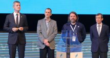 Stire din Politică-Administrație : "Vom lua, curând, o decizie asupra candidatului comun al USR-PLUS la prezidențiale"