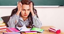 Stire din Cultură-Educație : Oficial, începe vacanța de primăvară. "Lucrăm la scenarii pentru elevi și profesori!"