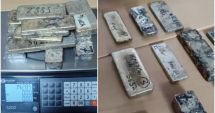 Stire din Eveniment : Un șofer român de TIR prins la frontiera bulgară cu lingouri de aur în pantofi
