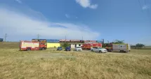 Stire din Eveniment : ISU Dobrogea, despre vagoanele de marfă deraiate. "Am asigurat măsurile de prevenire și stingere a incendiilor"