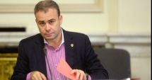 Stire din Politică-Administrație : Darius Vâlcov: "Proiectul de buget este gata și va fi prezentat marți"