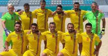 Stire din Sport : Valentin Dumitrică apără poarta României în turneul de fotbal pe plajă de la Chişinău