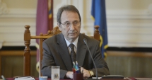 Stire din Politică-Administrație : Președintele CCR: "Activitatea Guvernului a fost perturbată prin ancheta DNA"