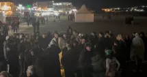 Stire din Social : 1 Mai în Vama Veche, val de turiști și atmosferă de festival pe plajă