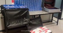 Stire din Eveniment : Vameșii din Aeroportul Otopeni au confiscat 12.000 de țigarete