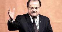 Stire din Politică-Administrație : "Dacă ține la România, Ponta trebuie să-și dea demisia"