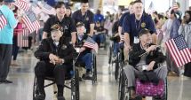 Stire din Actualitate : Mai mulți piloți americani, inclusiv un veteran de 107 ani, s-au întors în Normandia, la 80 de ani de la Ziua-Z