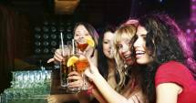 Stire din Fun : Viață desfrânată  și femei ușoare…