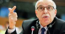 Stire din Politică-Administrație : "România trebuie să fie solidară cu refugiații care ajung în Europa"