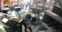 Stire din Eveniment : VIDEO ȘOCANT! Atentatul terorist din Paris, surprins pe camerele de supraveghere