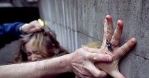 Stire din Eveniment : Pompier de 50 de ani, ACUZAT CĂ A VIOLAT o fetiță de 13 ani