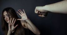 Stire din Social : Spuneţi NU violenţei asupra femeilor!