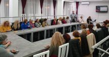 Stire din Politică-Administrație : Violența împotriva femeilor, în atenția liberalelor din Constanța