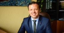 Stire din Politică-Administrație : "Stadionul din Hârșova va fi modernizat  și dotat cu bani din fonduri europene"