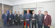 Stire din Cultură-Educație : O delegație a Confederației Elvețiene a venit în vizită la Constanța pentru a sărbători limba romanșa
