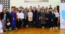 Stire din Politică-Administrație : Elevi din străinătate, în vizită la viceprimarul Constanței, Costin Răsăuțeanu