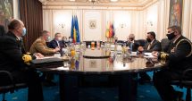 Stire din Eveniment : Secretarul Forțelor Navale ale SUA, vizită în unitățile militare de la malul Mării Negre