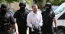 Stire din Actualitate : 19 ani după gratii? Pe Vlad Filat îl așteaptă viață grea