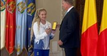 Stire din Sport : Gimnasta constănţeană, Sabrina Voinea, decorată de preşedintele Klaus Iohannis