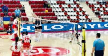 Stire din Sport : N-au mișcat în front! Voleibalistele de la CSM Constanța, învinse pe terenul lui Dinamo