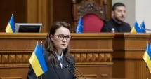 Stire din Actualitate : Volodimir Zelenski propune înlocuirea premierului Iulia Sviridenko