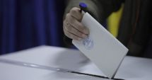Stire din Politică-Administrație : Câți români au ieșit la vot. Situația la ora 21.00
