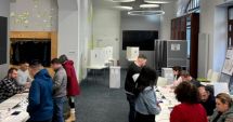Stire din Actualitate : Peste 30.000 de români au votat în străinătate până la ora 15:00, când a fost anulat primul tur al alegrilor prezidenţiale