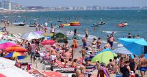 Stire din Social : Vești bune pentru bugetari: vor primi vouchere de vacanță și în 2019