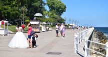 Stire din Social : Vreme plăcută,  pe litoral.  Soare și maxime  de 28 de grade