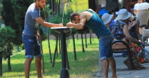 Stire din Social : Constanța fierbe sub cod portocaliu de caniculă, Primăriei îi arde de Neversea