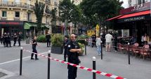 Stire din Actualitate : Panică la Paris. O persoană a murit după ce o mașină a intrat în plin în oamenii aflați la o terasă