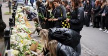 Stire din Actualitate : Mii de oameni s-au adunat în fața școlii din Belgrad în care au fost uciși 8 copii, pentru a se reculege