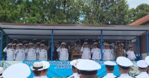 Stire din Cultură-Educație : FOTO. Momente emoţionante la Constanţa. 68 de elevi devin astăzi maiștri militari