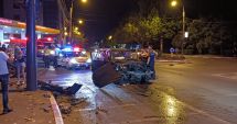 Stire din Eveniment : Bolizi de zeci de mii de euro făcuți praf în sensul giratoriu de pe Soveja. Victime nevinovate ajunse la spital
