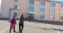 Stire din Social : Prezentarea de sondaje la ieşirea de la urne, înainte de încheierea votării, sancţionată