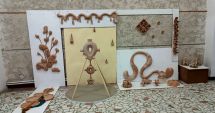 Stire din Cultură-Educație : Elevii-artiști ai Colegiului ”Regina Maria” vernisează expoziția "Eroziune"