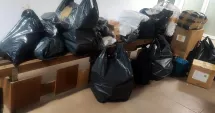 Stire din Eveniment : Lovitură la graniță. Peste 1.000 de parfumuri și haine „de firmă”, descoperite de polițiști
