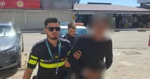 Stire din Eveniment : Recidivist în materie de infracțiuni rutiere, prins din nou la volan fără permis la Costinești
