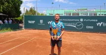 Stire din Sport : Adrian Boitan, învins la Mamaia. Tomescu, marele campion