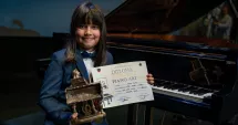 Stire din Cultură-Educație : Marele Trofeu al Concursului Național de Interpretare Pianistică „Piano Art” a ajuns în Dâmbovița