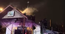 Stire din Eveniment : O capelă a luat foc la Tulcea. Au ars obiecte de mobilier, icoane şi tablouri