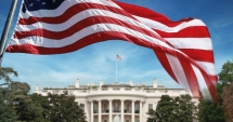 Stire din Actualitate : Intrus reținut în apropiere de reședința președintelui Donald Trump