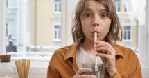 Stire din Social : România riscă sancțiuni! Nu aplicăm corect regulile privind plasticul de unică folosință