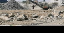 Stire din Social : Amendă de 100.000 lei pentru societatea care realizează lucrări de demolare în zona de sub podul IPMC