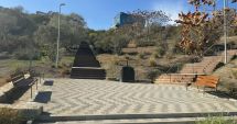 Stire din Social : Băncile şi coşurile de gunoi vandalizate au fost înlocuite