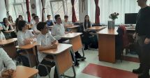 Stire din Cultură-Educație : Bibliotecile a trei unități școlare constănțene, mai bogate datorită unui concurs